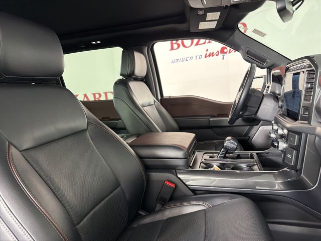 2023 White Metallic Ford F-150 Lariat 4X4 Truck