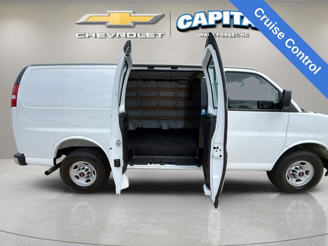 Used 2025 White GMC Work Van image 10