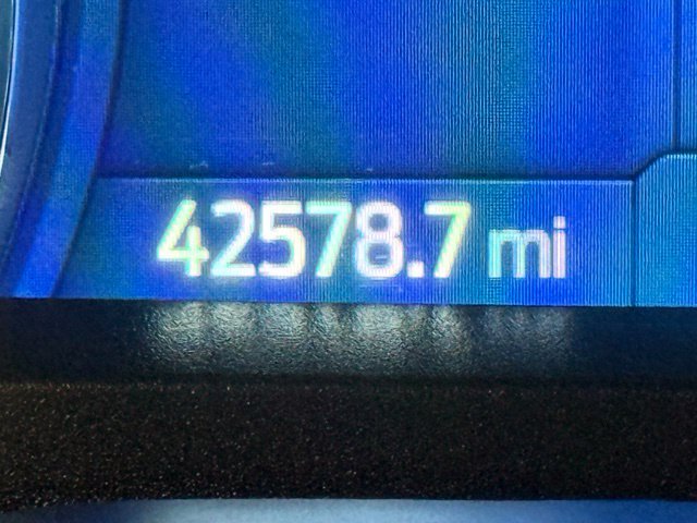 Used 2022 Blue Ford XLT image 19