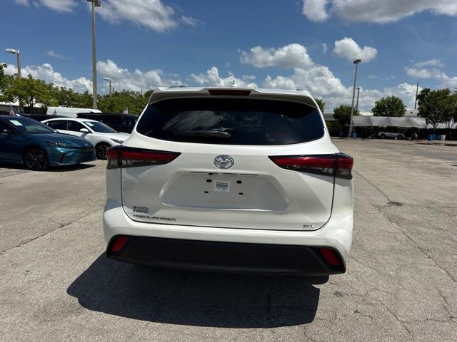 2021 Toyota Highlander - $30,088