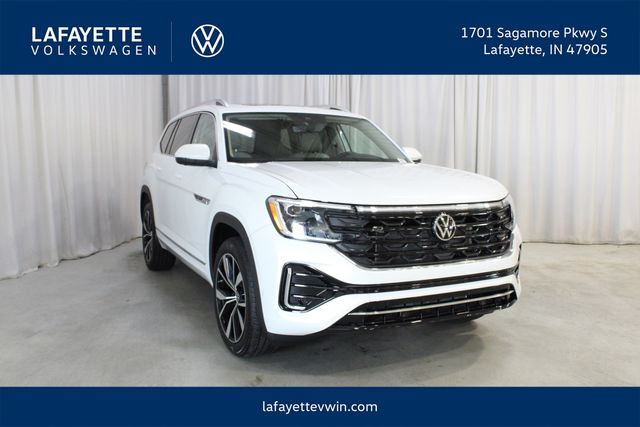 White Pearl 2026 Volkswagen Atlas SUV / Crossover All-Wheel Drive 8-Speed Automatic