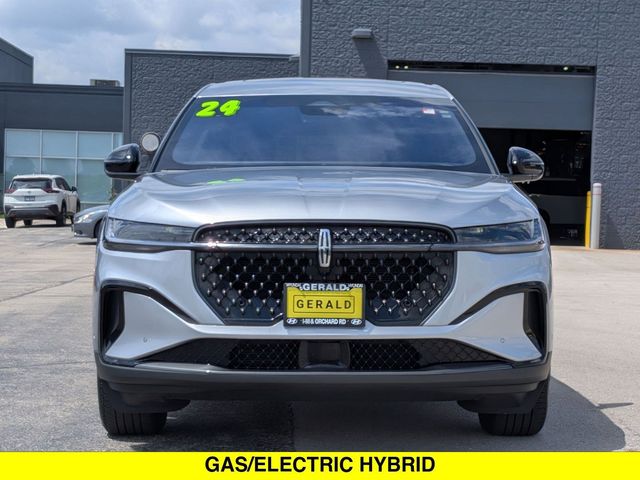 View vehicle photo 3