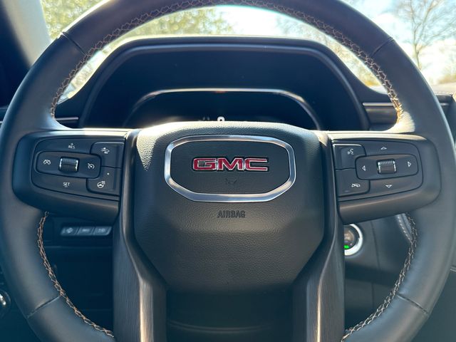 Used 2024 White GMC AT4 image 29