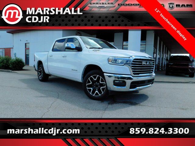 2025 RAM 1500 Laramie Crew Cab 4WD
