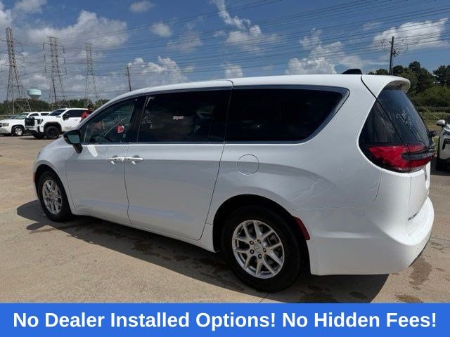 2026 Chrysler Pacifica Select - 3