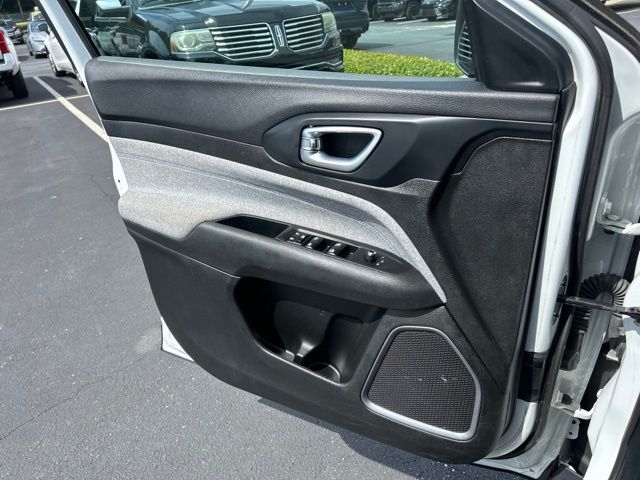 2024 Jeep Compass Latitude - Photo 28