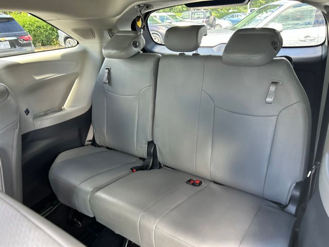 Used 2024 Toyota Sienna Van