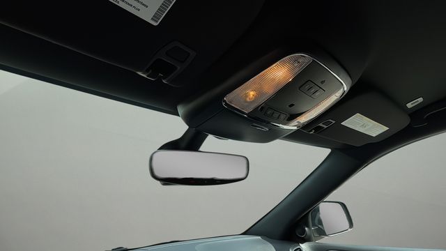 Used 2022 Black Jeep Laredo X image 27
