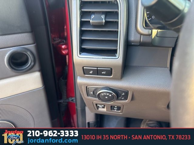 Used Car 2018 Ford Expedition  Xlt For Sale Under $25,000 In San Antonio, Texas