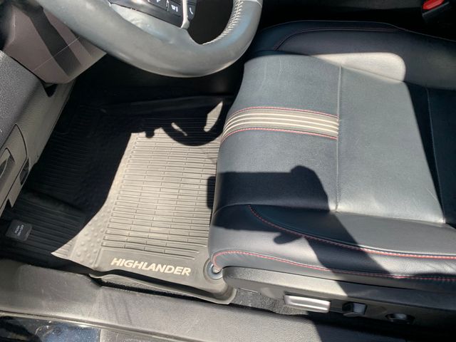 Used 2019 Toyota Highlander SUV