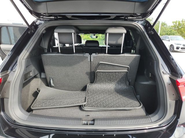 2021 Volkswagen Tiguan 2.0T SE 21