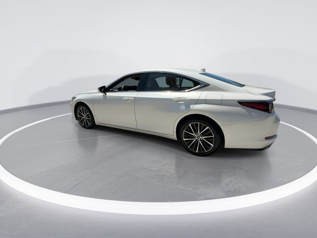 2023 Lexus ES - $38,998