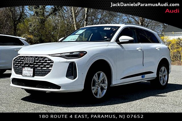 Arkona White 2026 Audi Q5 quattro Premium TFSI SUV / Crossover All-Wheel Drive 7-Speed Automatic