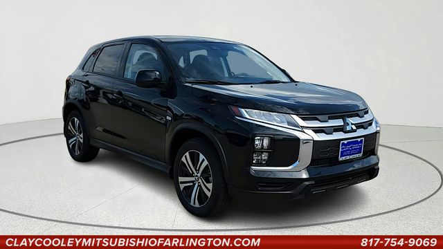 2026 Mitsubishi Outlander Sport 2.0 ES AWC CVT's photo