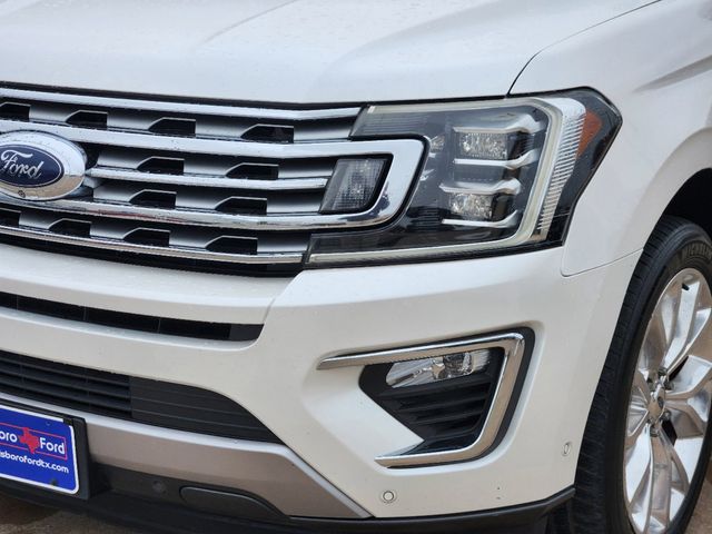 2018 White Platinum Metallic Tri-Coat Ford Expedition Max Limited RWD SUV