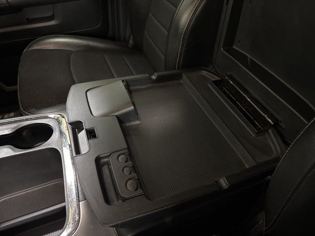 2016 RAM 1500 Sport photo
