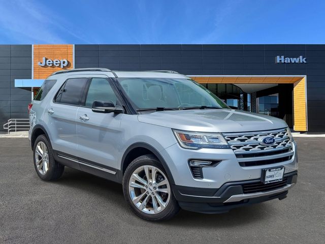 Ingot Silver Metallic 2018 Ford Explorer XLT AWD SUV / Crossover All-Wheel Drive 6-Speed Automatic