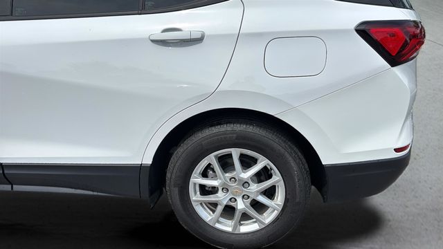 Used 2024 White Chevrolet LS image 34