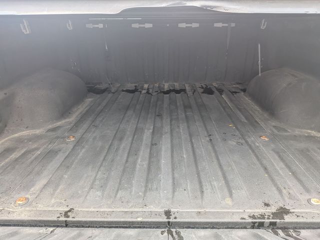 2015 Toyota Tundra - Image 28