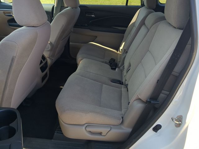 Used 2019  Honda LX image 27