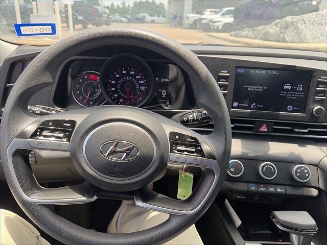 2021 Hyundai Elantra SE Silver at DeMontrond Gulf Freeway