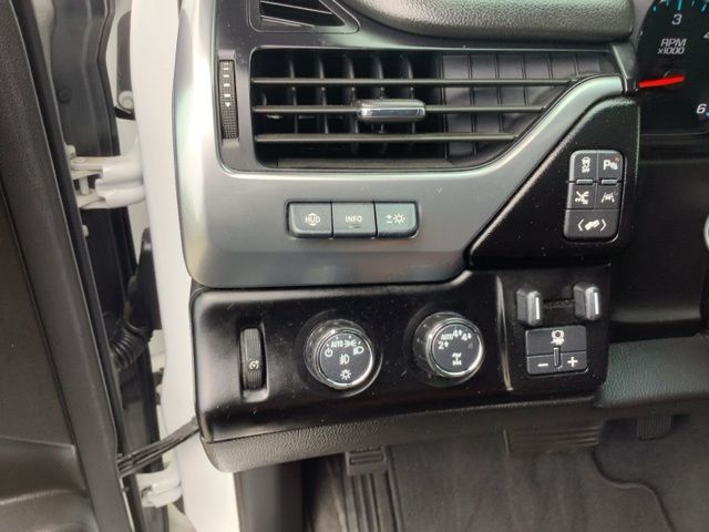 Used 2020 Summit White Chevrolet Premier image 30