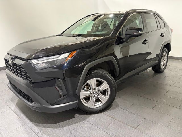 2025 Toyota RAV4 XLE AWD