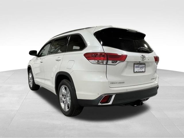 2018 Toyota Highlander Limited photo