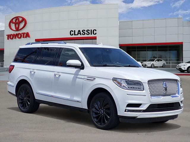 Pristine White 2021 Lincoln Navigator SUV / Crossover 4X2 Automatic