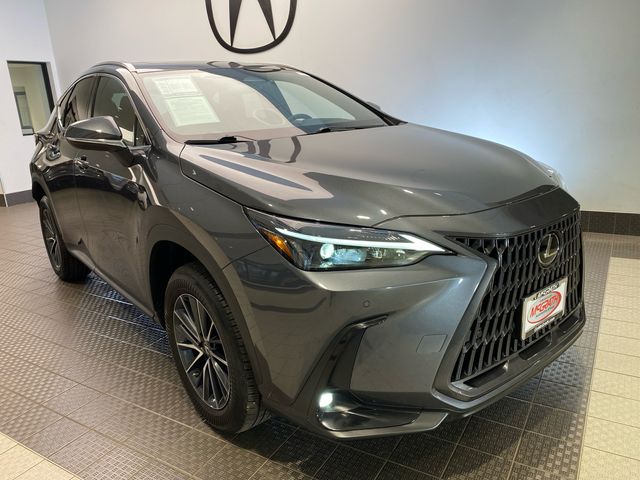 Used 2023  Lexus 350h Premium image 2