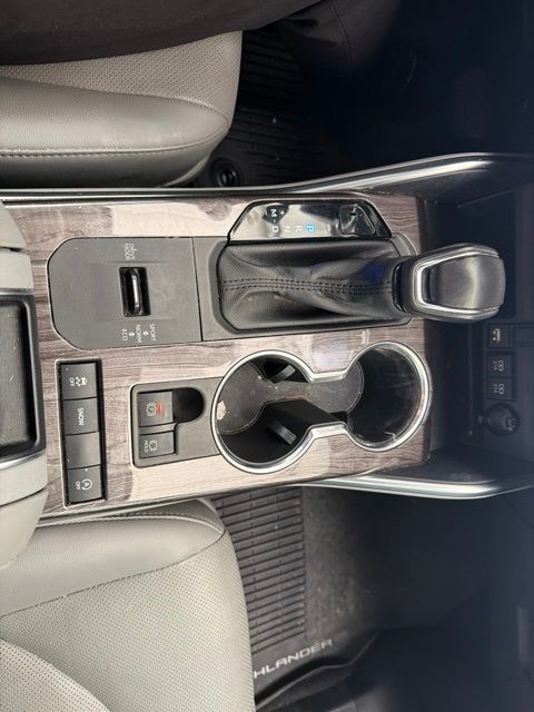 2021 Toyota Highlander Limited White at Bayway Cadillac Southwest