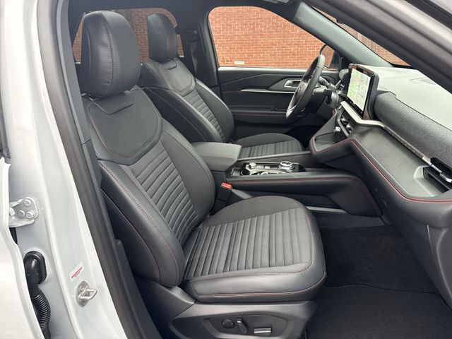 New 2026 White Ford ST-Line image 27