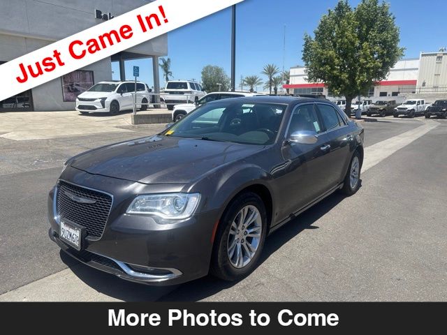 Gray (Granite Crystal Metallic Clearcoat) 2017 Chrysler 300 Sedan Rear-Wheel Drive 8-Speed Automatic