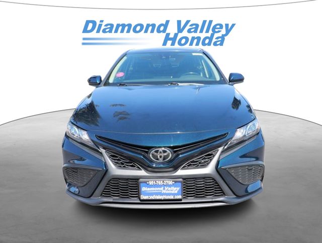 2021 Toyota Camry SE 2