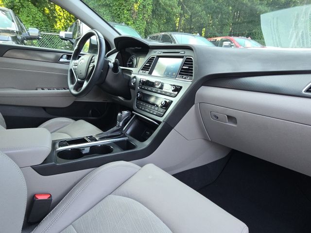 2015 Hyundai Sonata Sport:C02707