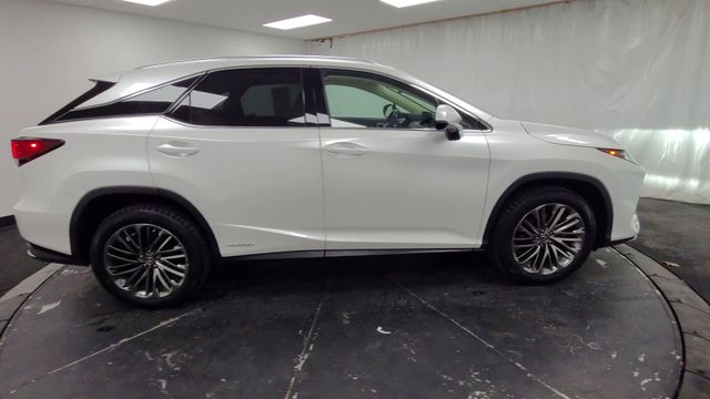 2022 – Lexus – RX