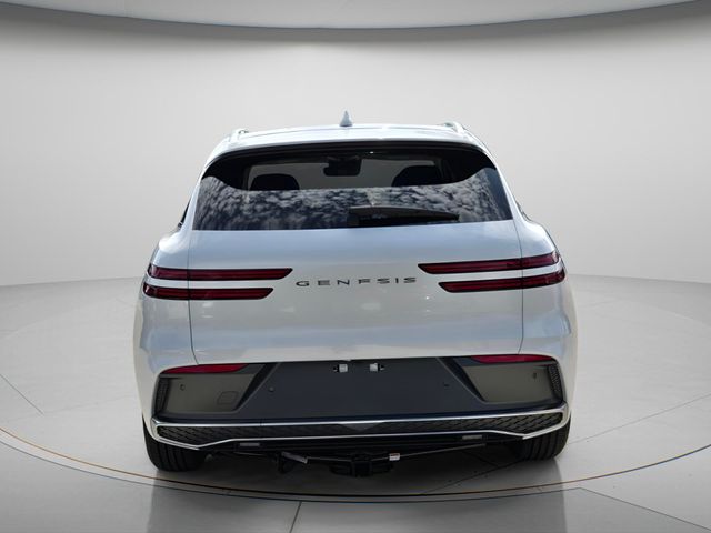 2027 Genesis Gv70