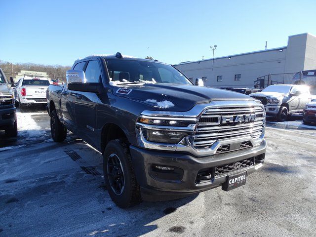 2026 RAM 3500 Laramie Crew Cab 4WD
