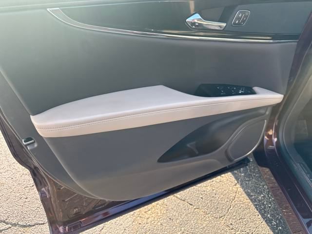 2022 Lincoln Nautilus Standard photo