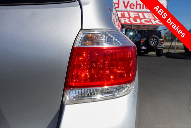 used 2012 Toyota Highlander car, priced at $9,800