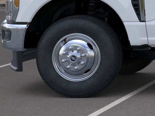 New 2026 White Ford XL image 19