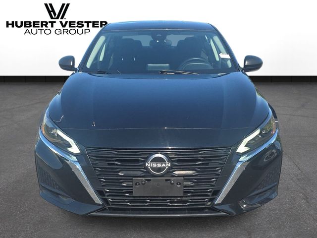 Used 2025 Nissan Altima Sedan