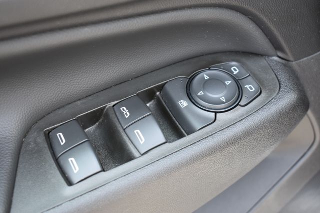2024 Chevrolet Equinox LT - Photo 10