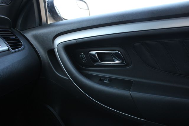 Used 2018 Black Ford SEL image 19