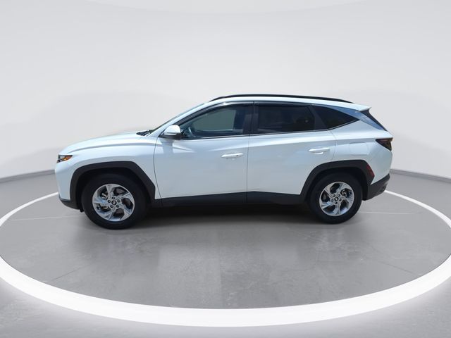 Used 2022 Quartz White Hyundai SEL image 5