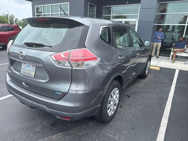 Used 2014 Gray Nissan S image 12