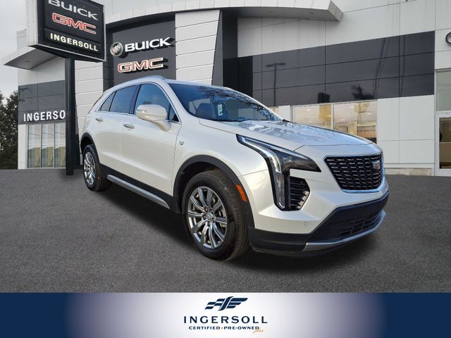 2022 Cadillac XT4 Premium Luxury 1