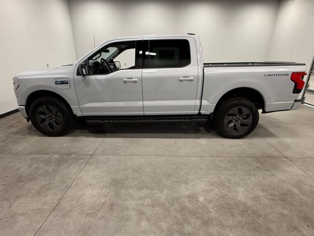 2025 Ford F-150 Lightning Flash photo
