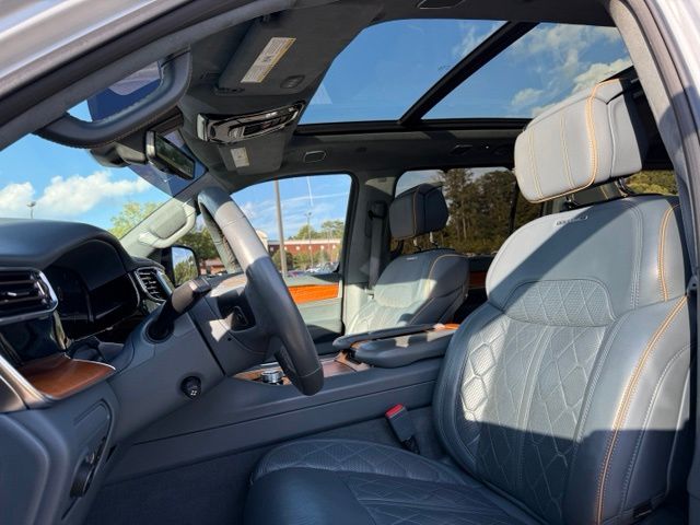 Used 2023 Jeep Grand Wagoneer SUV
