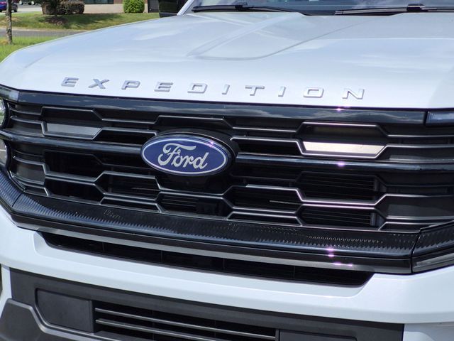Used 2025 Silver Ford Active image 36